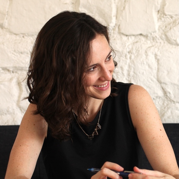 Headshot of Nicole Baute